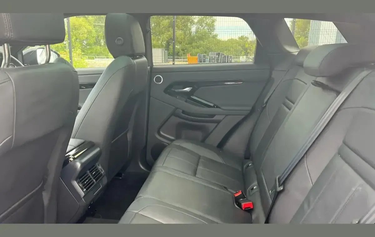 Used Land Rover Range Rover evoque SE Dynamic 204 HP (150 kW) 2025 Metallic  eiger grey SUV