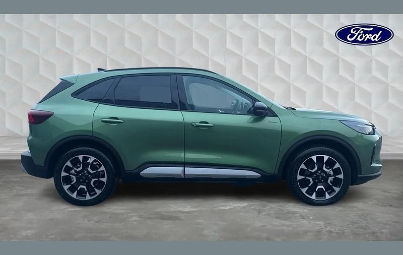 Used Ford Kuga Active 239 HP (175 kW) 2025 Bursting green SUV