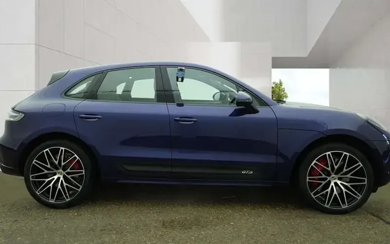Used Porsche Macan 441 HP (324 kW) 2025 SUV