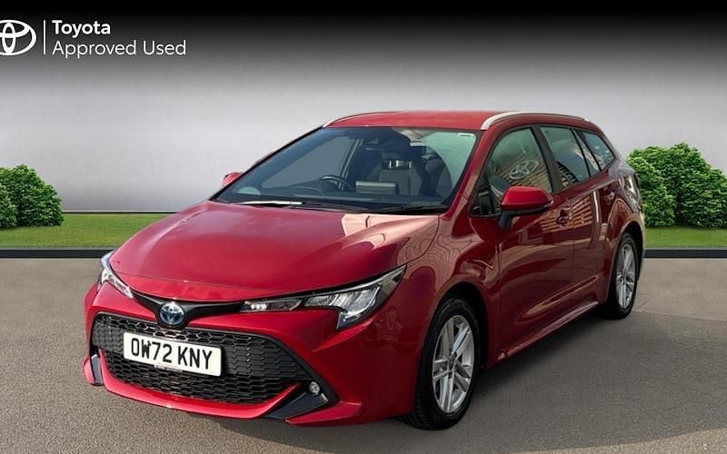 Used Toyota Corolla Sport 122 HP (89 kW) 2022 Red Estate