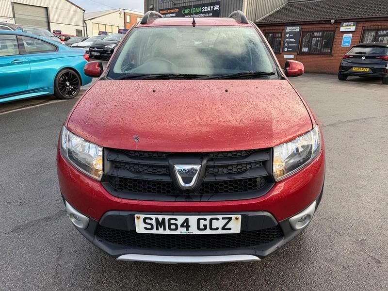 Used Dacia Sandero Ambiance 2015 Red Hatchback