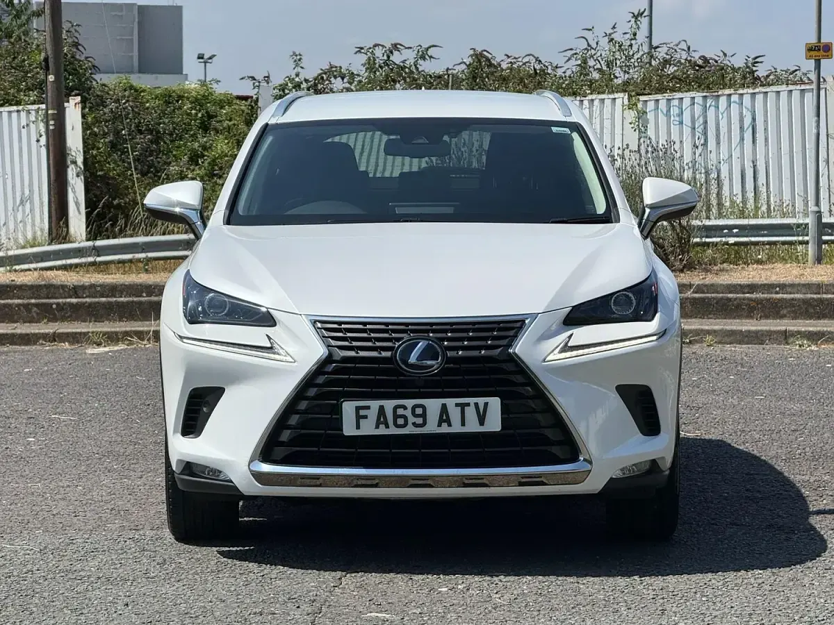 Used Lexus NX300h 194 HP (142 kW) 2020 White SUV