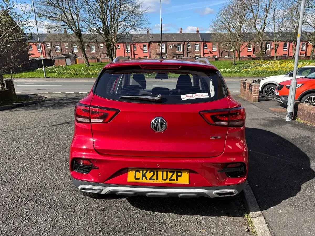 Used MG ZS Excite 106 HP (77 kW) 2021 Red SUV