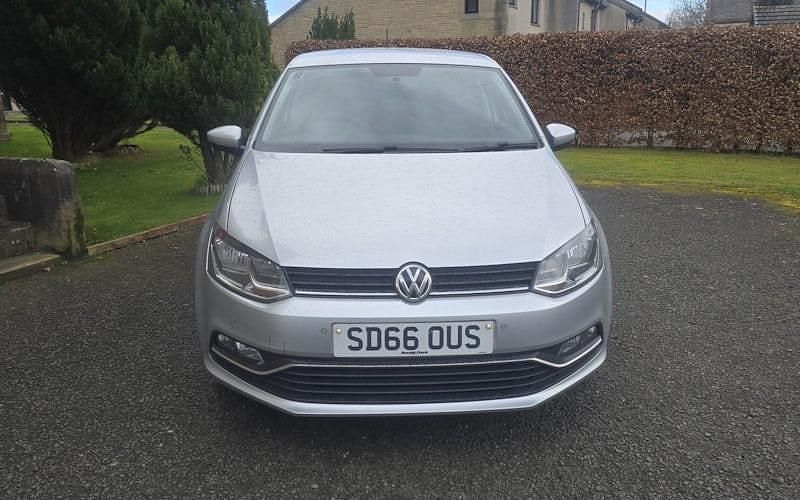 Used VW Polo Match 60 HP (44 kW) 2016 Hatchback