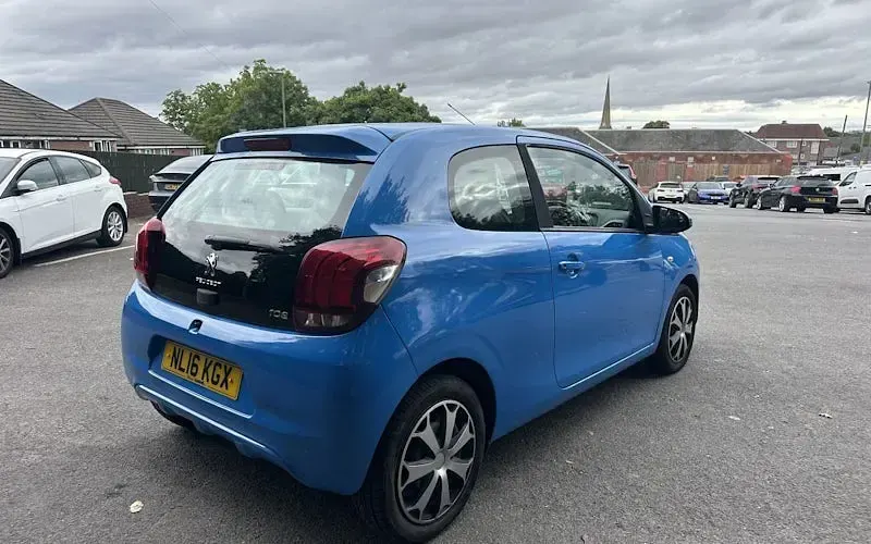 Used Peugeot 108 Active 68 HP (50 kW) 2018 Hatchback
