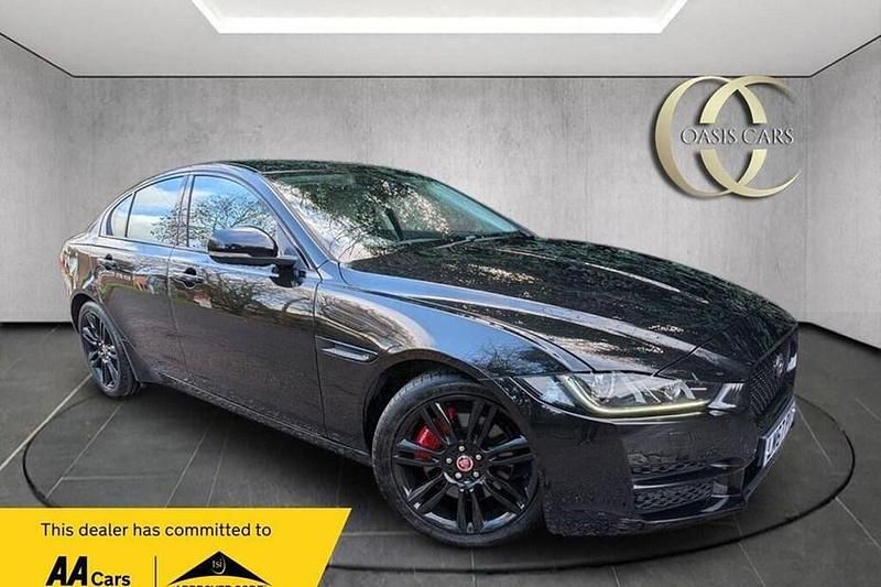 Used Jaguar XE Portfolio 200 HP (147 kW) 2017 Black Sedan