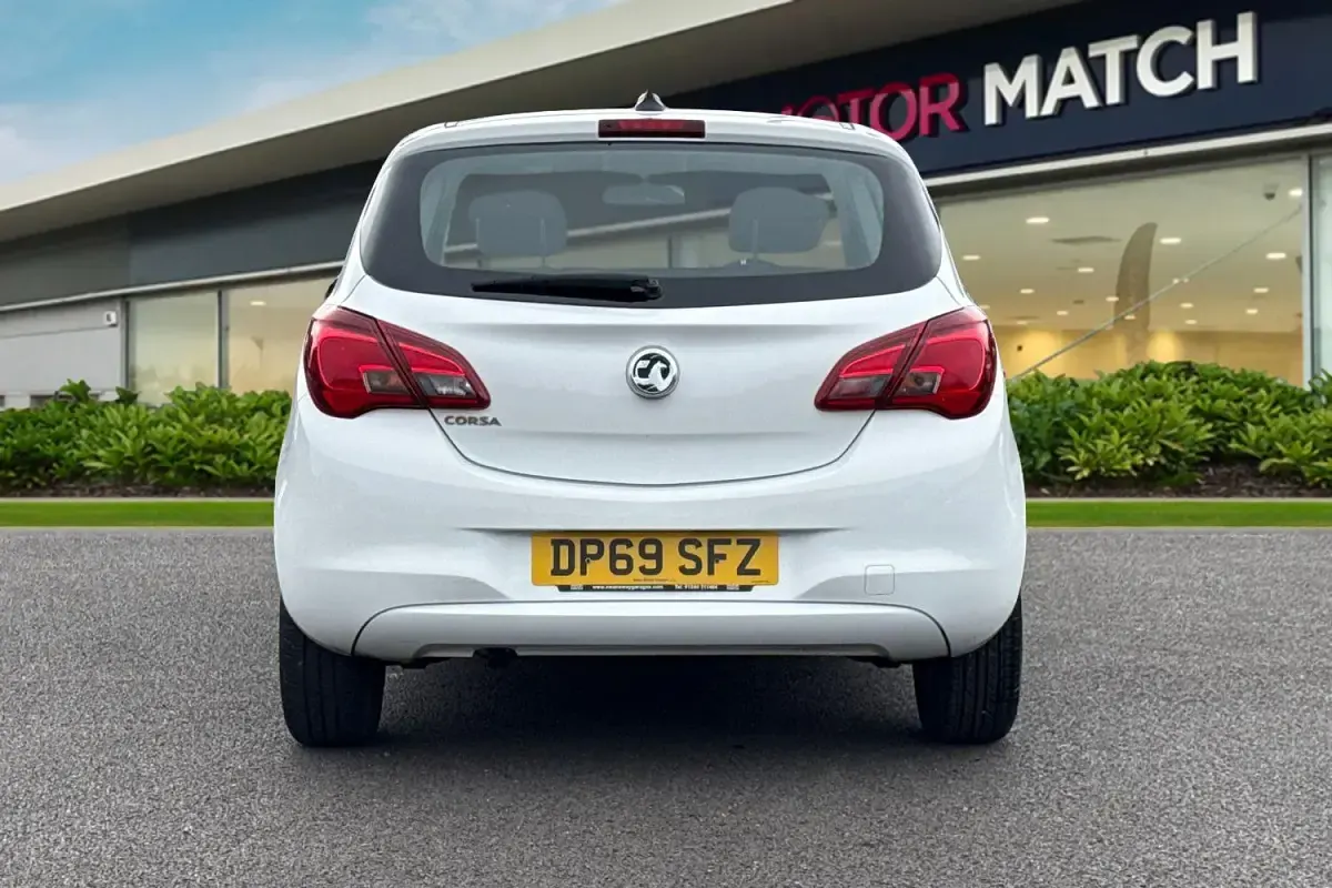 Used Vauxhall Corsa Design Edition 2019 White Hatchback
