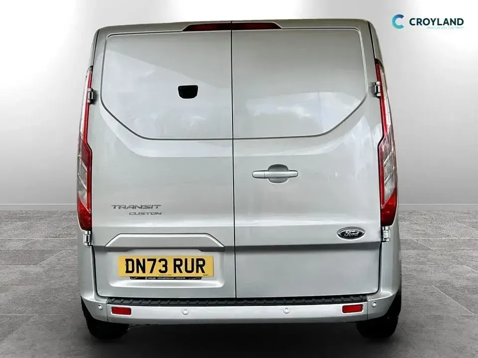 Used Ford Transit Custom Limited 130 HP (95 kW) 2023 Silver Van