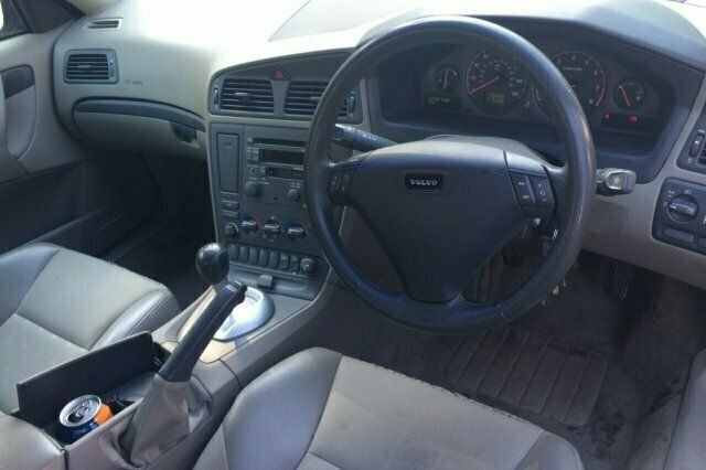 Used Volvo S60 180 HP (132 kW) 2002 Sedan