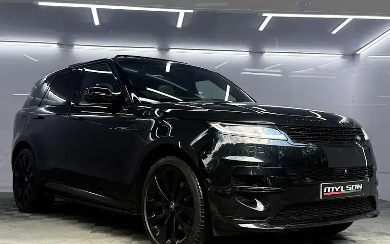 Used Land Rover Range Rover Sport SE Dynamic 300 HP (220 kW) 2026 SUV