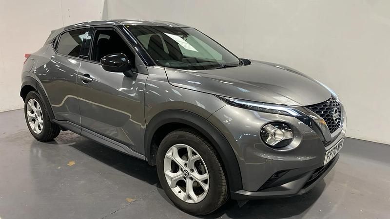 Grey Used 2020 Nissan Juke N-Connecta SUV | £12,798 (Fair price) - Image 1/4