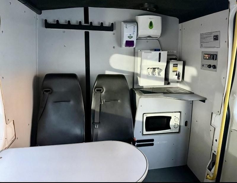 Używany Ford Transit 2018 Biały Minivan