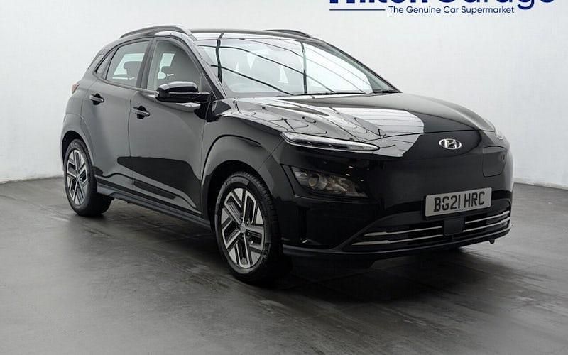 Black Used 2021 Hyundai Kona SE SUV | £11,250 (Fair price) - Image 1/4