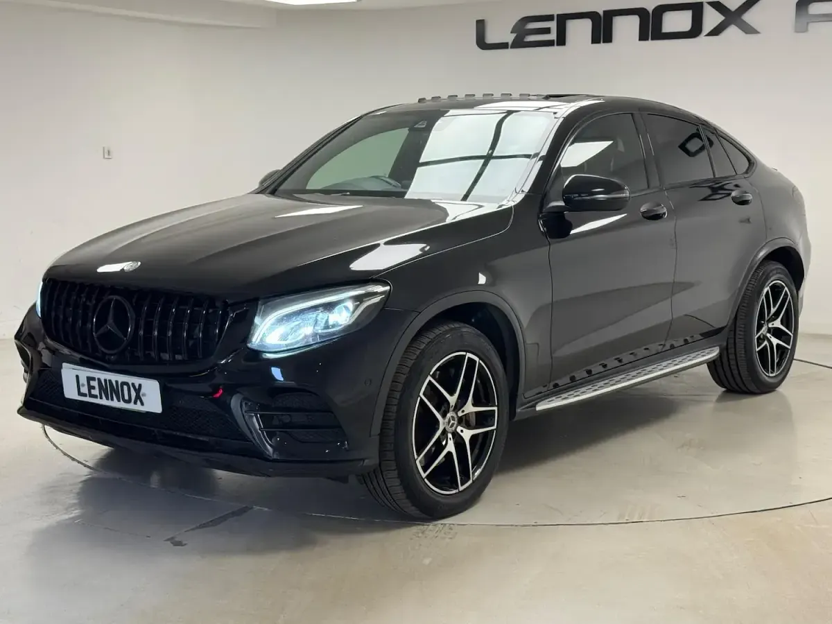 Used Mercedes GLC250 AMG line 2017 Black SUV