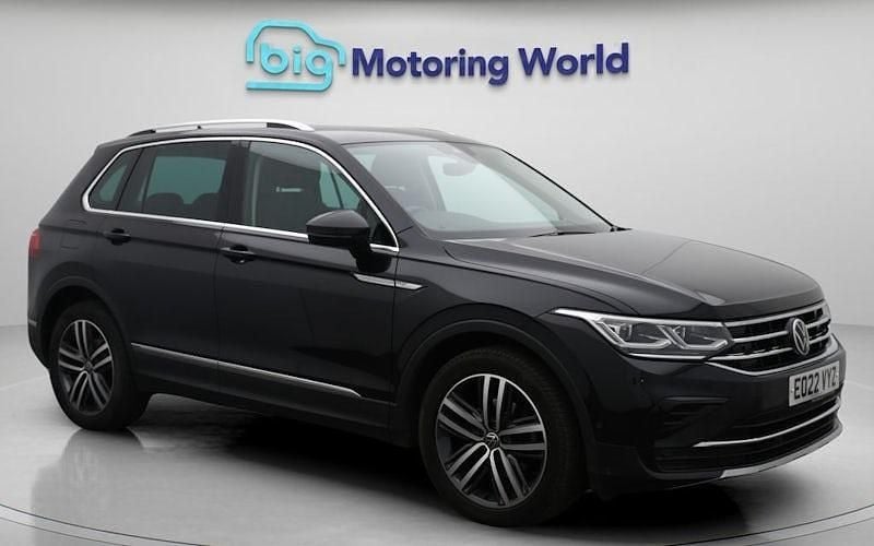 Used 2022 VW Tiguan Elegance SUV | £20,500 (Fair price) - Image 1/4
