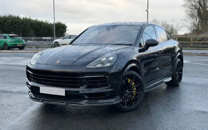 Usado Porsche Cayenne 340 HP (250 kW) 2022 SUV