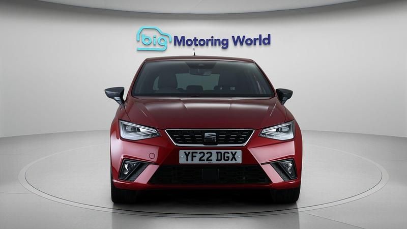Used Seat Ibiza XCELLENCE 108 HP (79 kW) 2022 Red Hatchback
