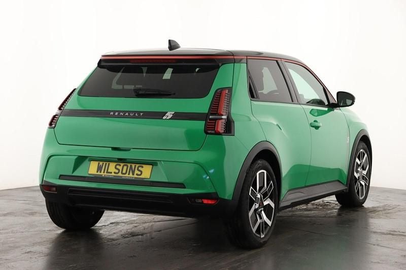 New Renault R5 Komfort 110 kW (150 HP) 2026 Hatchback