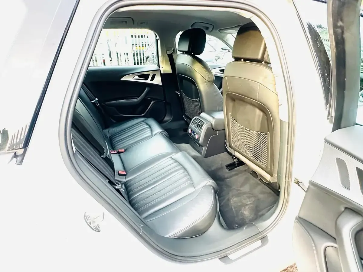 Used Audi A6 Allroad Design 272 HP (200 kW) 2015 White Estate