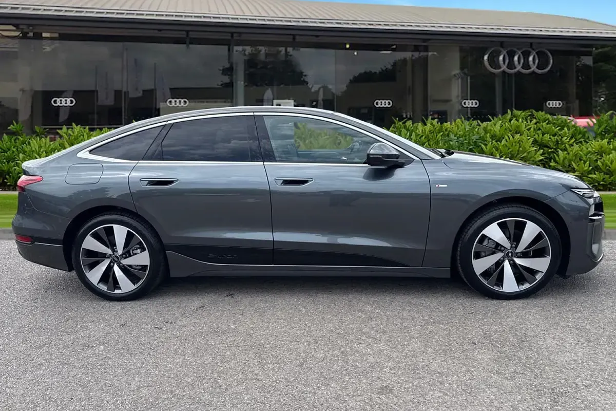 New Audi A6 e-tron S-Line 280 kW (381 HP) 2025 Grey Hatchback