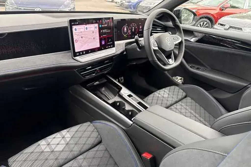 New VW Passat 150 HP (110 kW) 2026 Estate