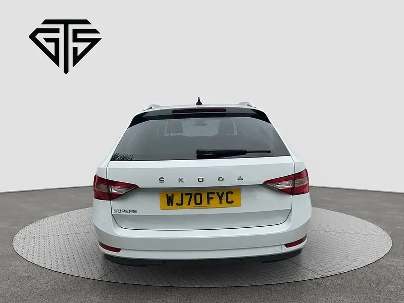 Used Skoda Superb SE Technology 150 HP (110 kW) 2020 White Estate