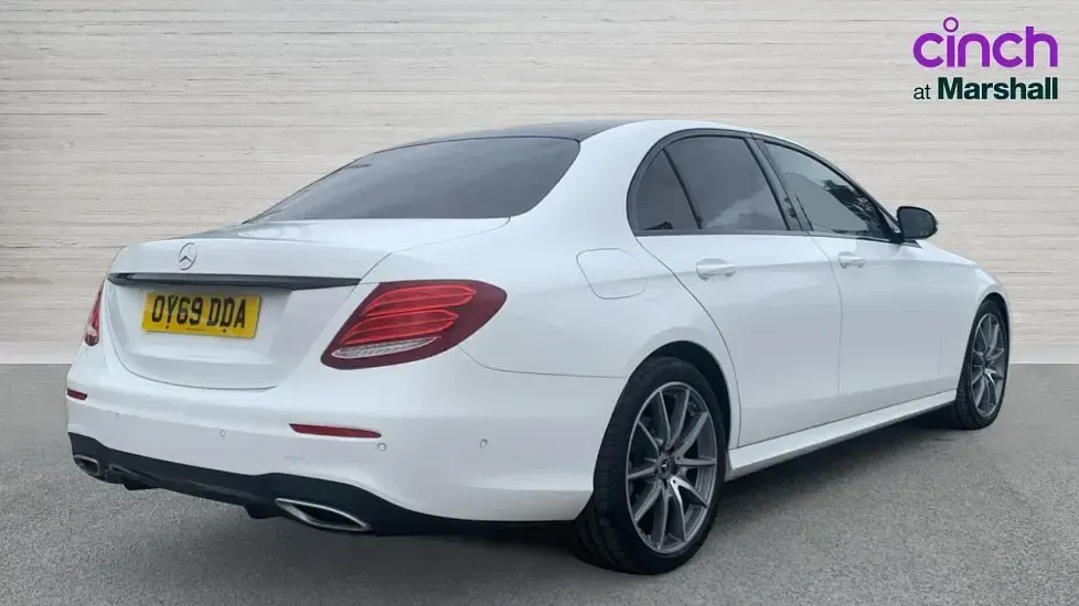 Used Mercedes E220 AMG line 194 HP (142 kW) 2019 White