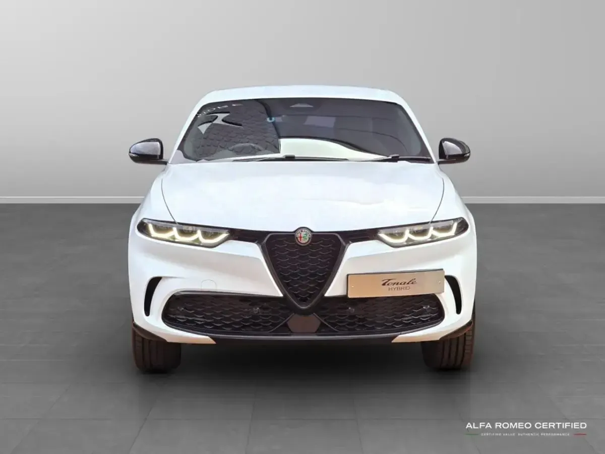 Used Alfa Romeo Tonale Veloce 276 HP (202 kW) 2025 White SUV