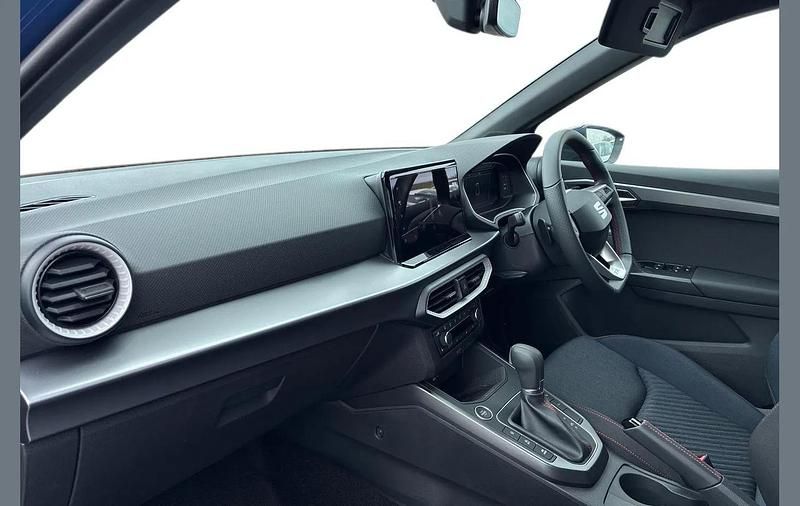 New Seat Arona Black Edition 113 HP (83 kW) 2026 Blue SUV