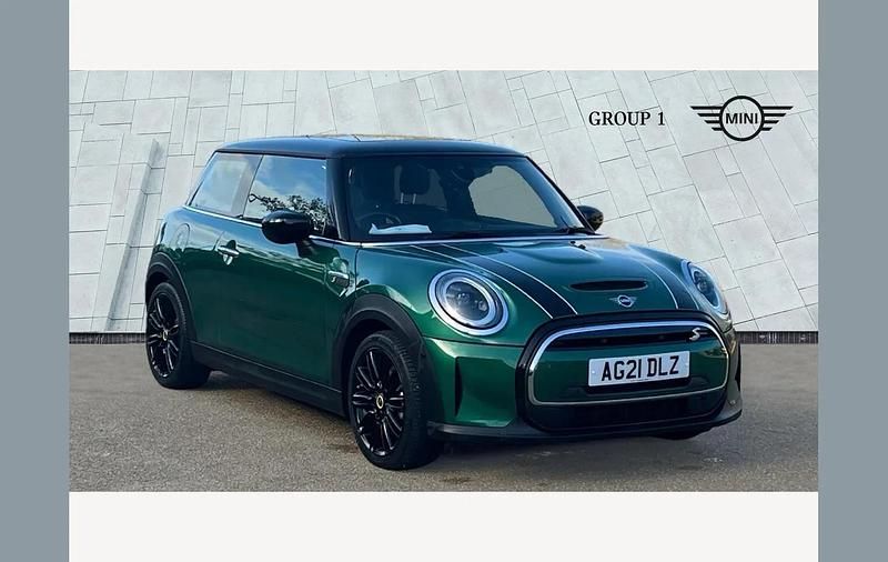 British racing green iv Used 2021 Mini Cooper S Level 3 Hatchback | £16,995 (Expensive) - Image 1/4