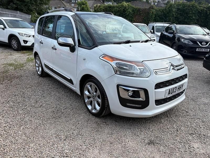White Used 2013 Citroën C3 Picasso SELECTION MPV | £3,495 (Fair price) - Image 1/4