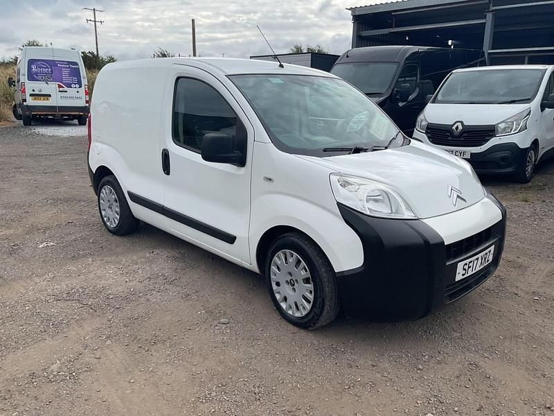 White Used 2017 Citroën Nemo MPV | £3,600 (Good price) - Image 1/4