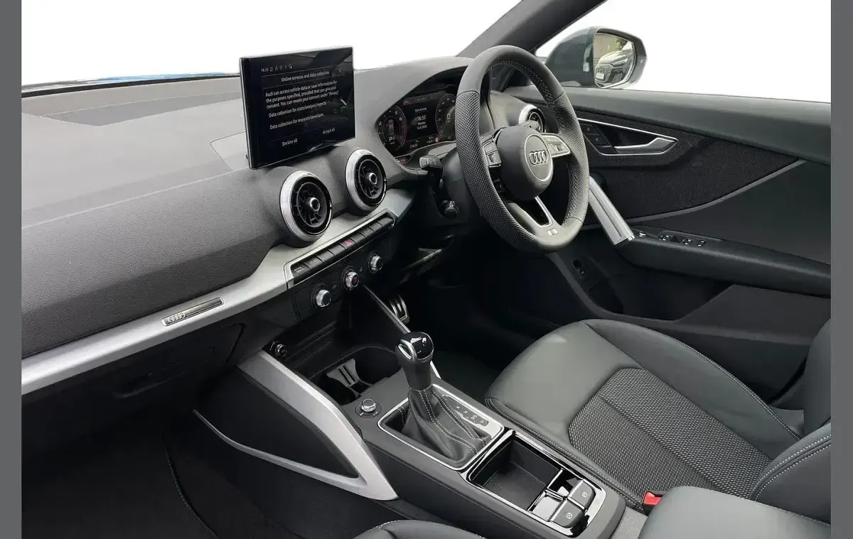 New Audi Q2 S-Line 147 HP (108 kW) 2026 Grey SUV