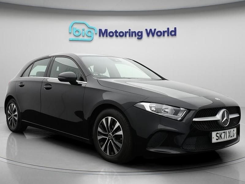 Black Used 2021 Mercedes A180 SE Hatchback | £17,900 (Good price) - Image 1/4
