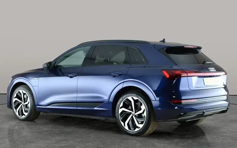 Used Audi e-tron Black Edition 300 kW (408 HP) 2022 Blue SUV