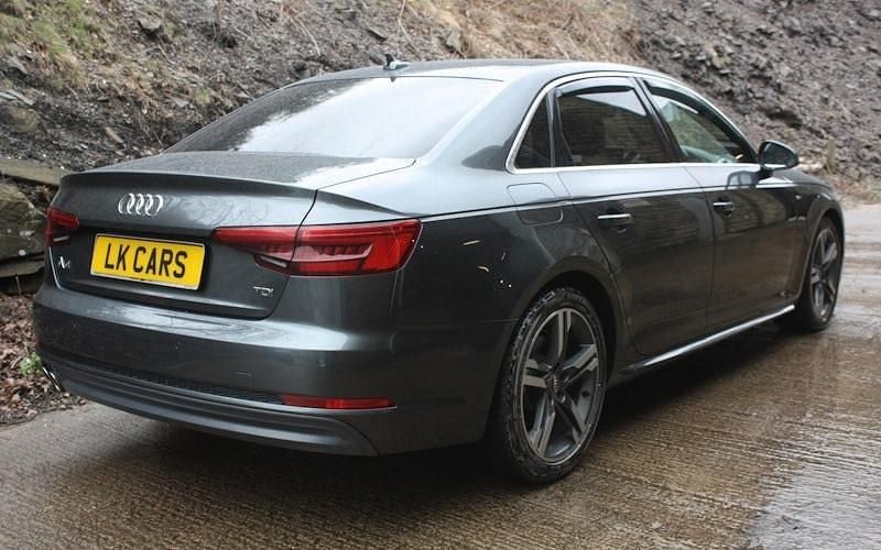 Used Audi A4 S-Line 218 HP (160 kW) 2017 Sedan