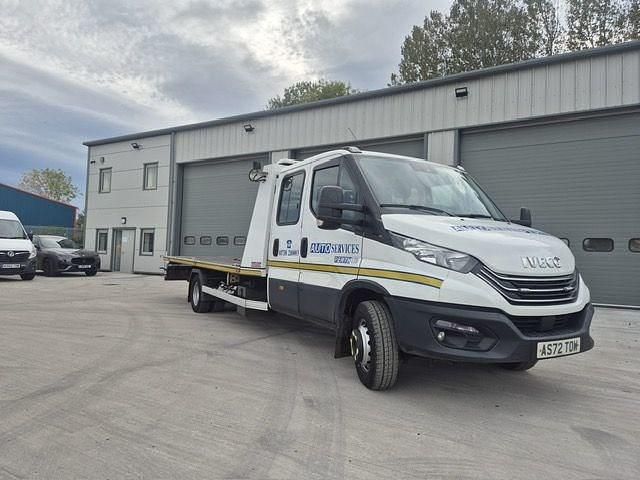 Usado Iveco Daily 2022 Blanco Berlina