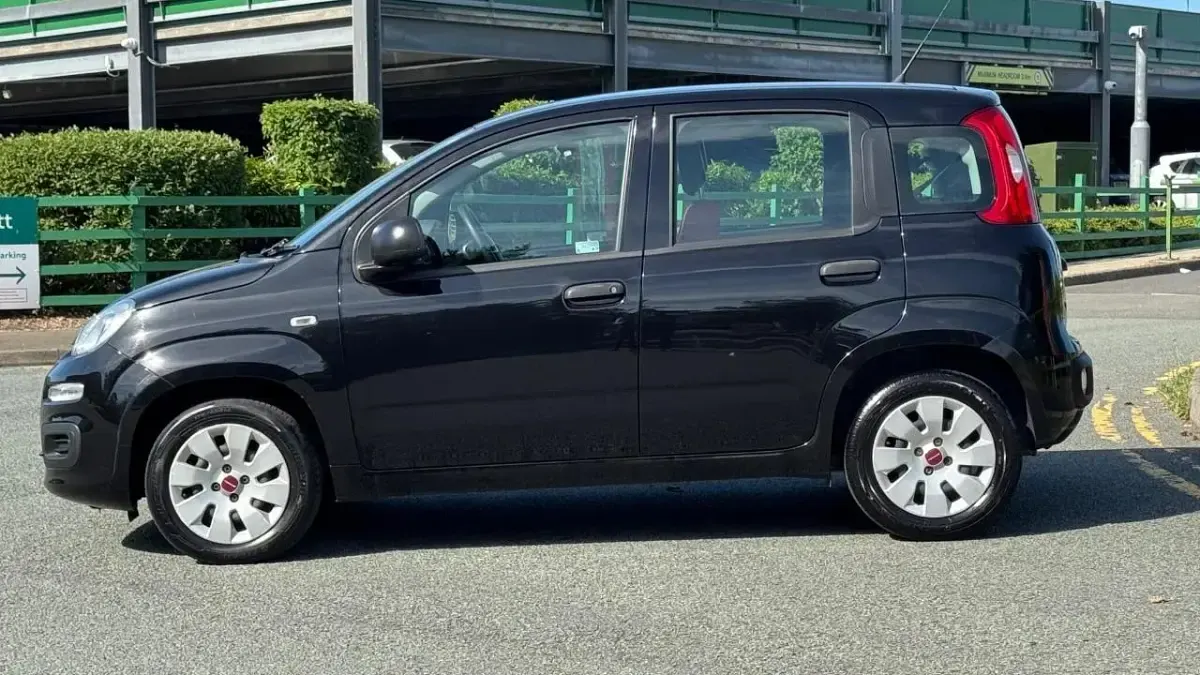 Used Fiat Panda Pop 69 HP (50 kW) 2019 Black Hatchback
