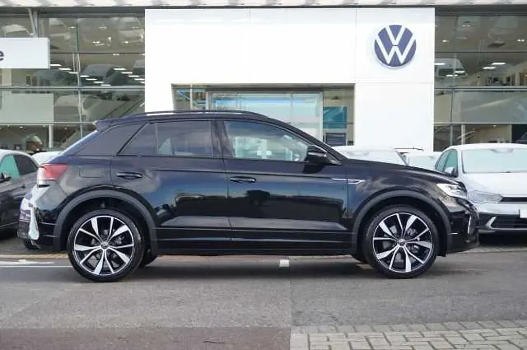 Used VW T-Roc 150 HP (110 kW) 2025 SUV