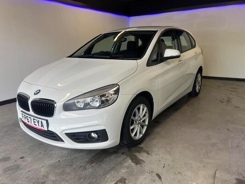 Used BMW 216 Comfort Edition 116 HP (85 kW) 2017 White Hatchback
