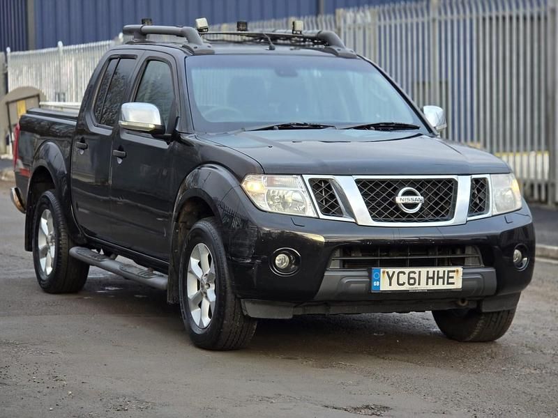Used Nissan Navara Tekna 2011 Black Pickup