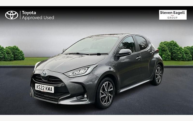 Used Toyota Yaris Hybrid Design 116 HP (85 kW) 2025 Hatchback