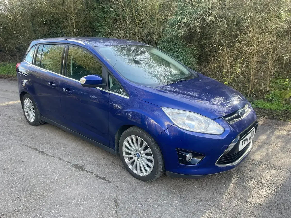 Used Ford Grand C-Max Titanium 140 HP (102 kW) 2014 Blue MPV