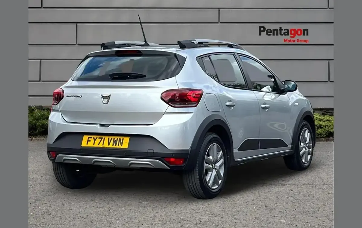 Used Dacia Sandero Comfort 91 HP (66 kW) 2021 Grey Hatchback