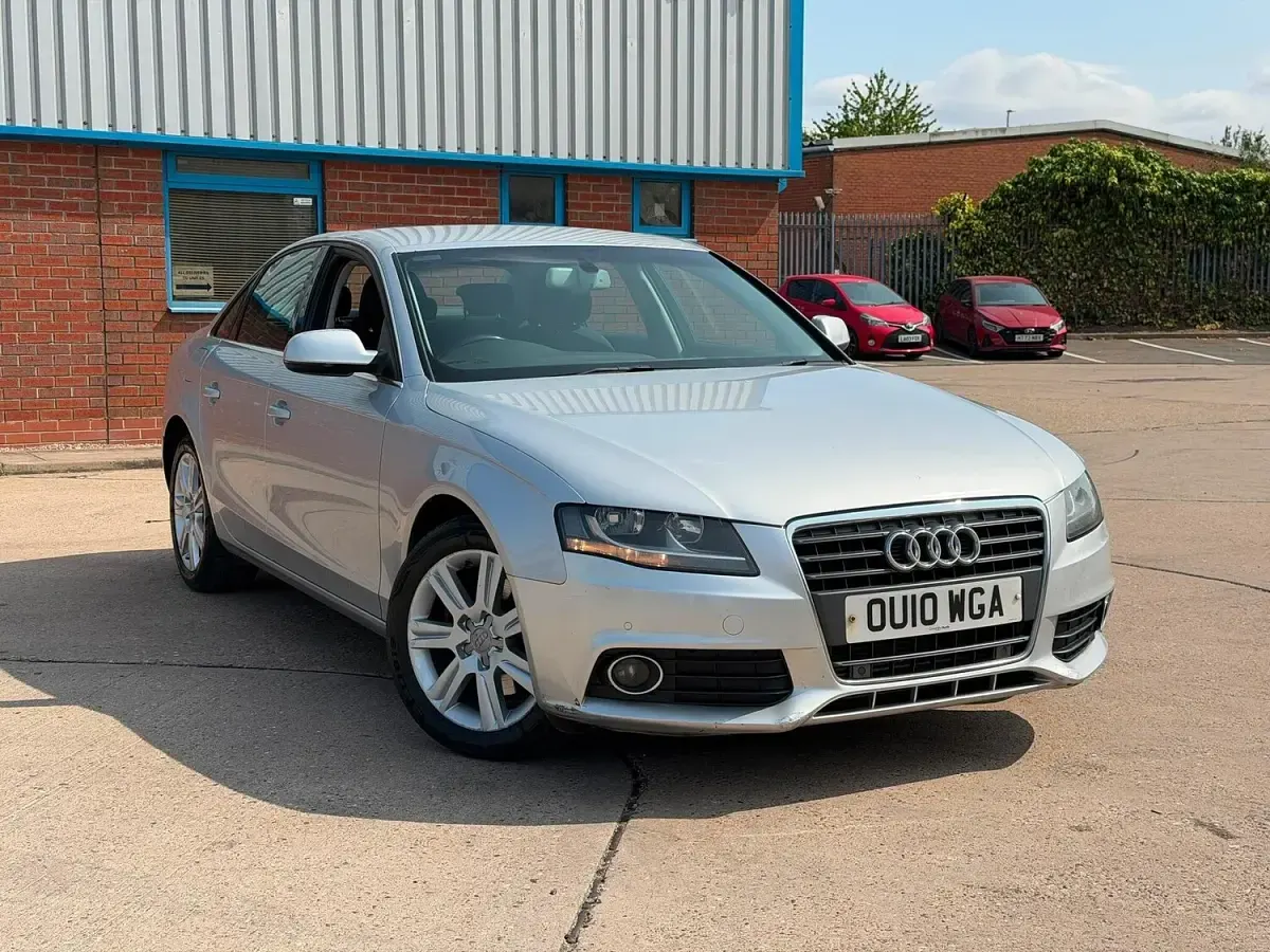 Used Audi A4 143 HP (105 kW) 2010 Silver Sedan