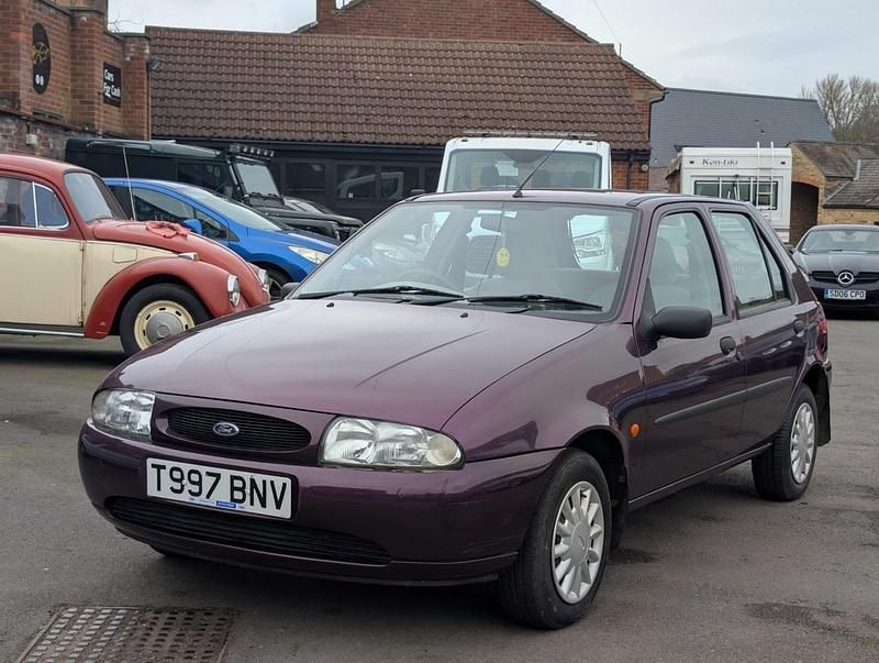 Used Ford Fiesta Zetec 1999 Purple Hatchback