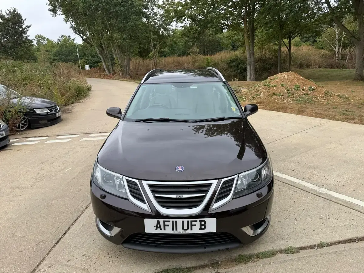 Used Saab 9-3 Aero 177 HP (130 kW) 2011 Brown Estate