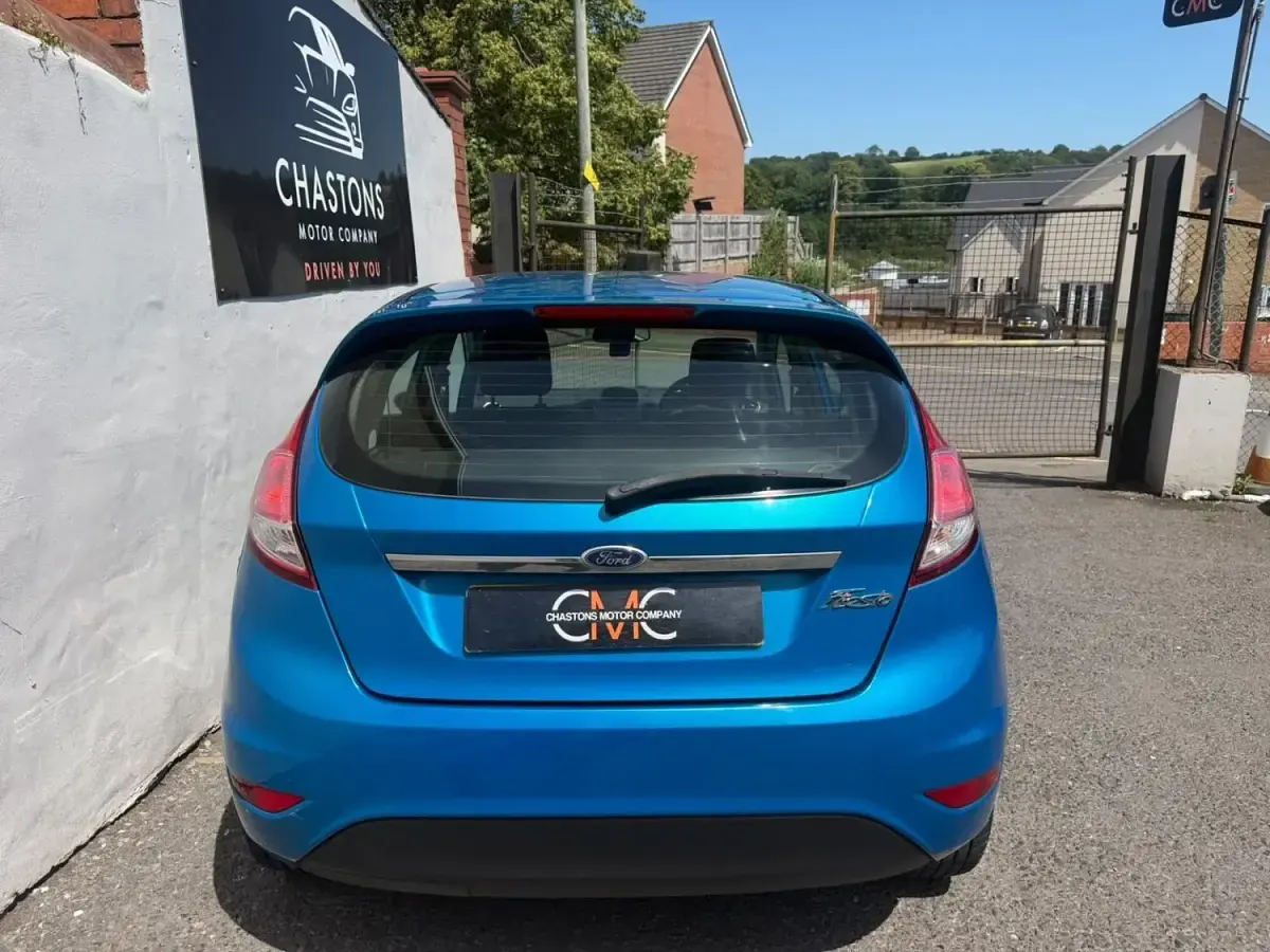 Used Ford Fiesta Zetec 2013 Blue Hatchback