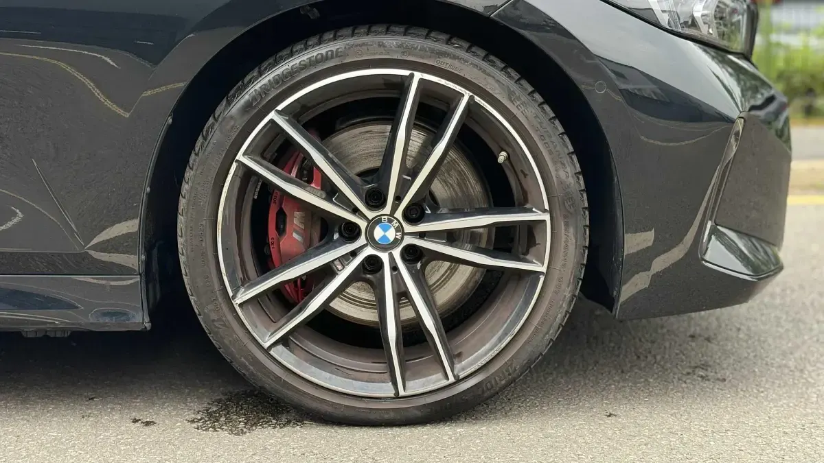 Usado BMW 320 M Sport 181 CV (133 kW) 2023 Negro