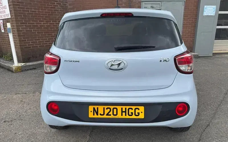 Used Hyundai i10 100 HP (73 kW) 2020 Grey Hatchback
